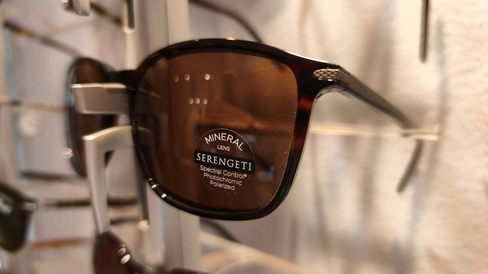 Serengeti Lenwood 8933 - Image 2